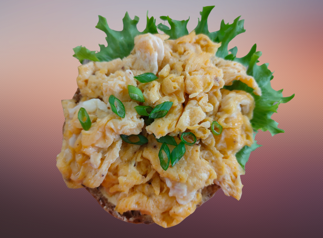 Bun dark scrambled eggs